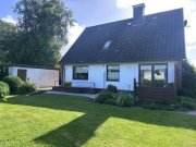 Tellingstedt Ihr neues Zuhause: Großzügiges Einfamilienhaus mit Wiesenblick in Tellingstedt Haus kaufen