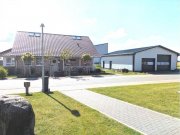 Oldenswort Neues Einfamilienhaus mit moderner, großer Halle für Hobby und Beruf Haus kaufen