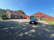 Esens Landhaus mit 2 Wohnungen, Scheune, 2 Schuppen und 6 ha Land! Haus kaufen