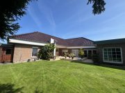 Hage Winkelbungalow mit Schwimmbad, Photovoltaikanlage, EBK und 2 Garagen! Haus kaufen