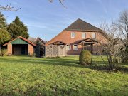 Schweindorf Gulfhof mit 2 Wohnungen, Einbauküchen, Garage, Werkstatt etc. in ruhiger Lage! Haus kaufen