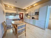 Schweindorf Gulfhof mit 2 Wohnungen, Einbauküchen, Garage, Werkstatt etc. in ruhiger Lage! Haus kaufen