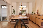 Aurich Reihenendhaus mit großem Grundstück, Balkon & moderner Ausstattung in Aurich-Sandhorst Haus kaufen