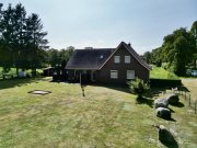 Westoverledingen + Einmalige Alleinlage nahe Papenburg – gepflegtes Einfamilienhaus auf 1.839 m² Grundstück + Haus kaufen