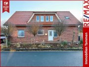 Westoverledingen „Zwei Wohneinheiten, ein Preis – vielseitiges Familienhaus mit Freiraum für jede Lebensphase!“ Haus kaufen