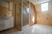 Rhauderfehn Kapitalanlage mit Potenzial: Dreiparteienhaus in gefragter Lage von Holte! Haus kaufen