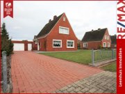 Weener *neuwertiges Badezimmer *großes Grundstück *gute Bausubstanz *Garage *Nebengebäude *Top Lage Haus kaufen
