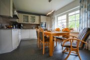 Bunde Gepflegtes Einfamilienhaus mit parkähnlichem Garten in bester Lage von Bunde! Haus kaufen