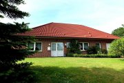 Ostrhauderfehn Walmdachbungalow * ruhige Wohnlage * Fußbodenheizung * umeinsehbarer Garten * ebenerdiges Wohnen * Haus kaufen