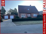 Börger Substanz statt Show. Platz statt Kompromisse.
Gepflegtes EFH mit zwei Garagen & großem Grundstück. Haus kaufen