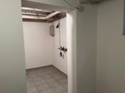 Börger Substanz statt Show. Platz statt Kompromisse.
Gepflegtes EFH mit zwei Garagen & großem Grundstück. Haus kaufen