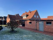 Börger Substanz statt Show. Platz statt Kompromisse.
Gepflegtes EFH mit zwei Garagen & großem Grundstück. Haus kaufen