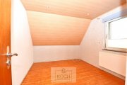 Bremerhaven EFH mit großen Garten, Garage und viel Potenzial am Schiffdorfer Grenzweg Haus kaufen