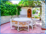 Cascais / Parede ***Villa mit Charme mit großem Grundstück in ruhiger Wohnlage*** Haus kaufen