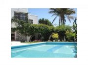 Marbella-Ost HDA-immo.eu: Rustikale Villa in Carib Playa zu verkaufen. Haus kaufen