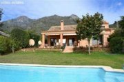 Marbella Villa mit zwei Gästehäusern Haus kaufen