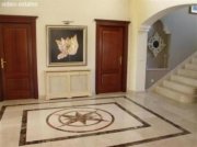 Elviria Luxus Villa mit 5 Schlafzimmern Haus kaufen