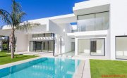 Marabella Blick auf das Mittelmeer! - Architekten-Villa von Hugo Torrico in Spanien zu verkaufen Haus kaufen