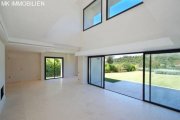 BENAHAVIS Neubau Villa mit Meerblick am Golfplatz Haus kaufen
