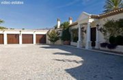 Benahavis Villa mit Wohnung für Gäste Haus kaufen