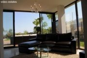 Benahavs Villa im modernem Design mit Meerblick Haus kaufen