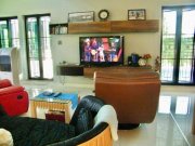 Nakhonratchasima Exklusive Villa mit Schwimmbad in Suranaree, Nakhonratchasima Haus kaufen