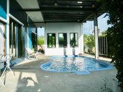 Nakhonratchasima Exklusive Villa mit Schwimmbad in Suranaree, Nakhonratchasima Haus kaufen
