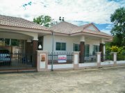 Nakhonratchasima Villa Suranaree auf grosssem Grundstück Haus kaufen