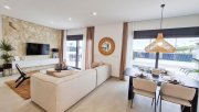Los Alcázares Villen mit 3 Schlafzimmern, 3 Bädern, Gäste-WC, Souterrain, Dachterrasse, Einbauküchen mit Elektrogeräten, Kfz-Stellplatz