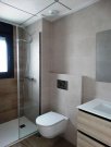 Santiago de la Ribera Wunderschöne Reihenhäuser mit 3 Schlafzimmern, 3 Bädern, Dachterrasse, Kfz-Stellplatz und Privatpool nur 100 m vom Strand