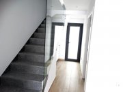 Santiago de la Ribera Wunderschöne Reihenhäuser mit 3 Schlafzimmern, 3 Bädern, Dachterrasse, Kfz-Stellplatz und Privatpool nur 100 m vom Strand