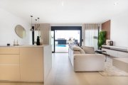 San Pedro del Pinatar Villen mit 3 Schlafzimmern, 3 Bädern, Vorinstallation Klimaanlage, Einbauküchen mit Elektrogeräten, Kfz-Stellplatz und Haus