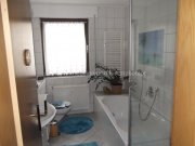 Vellmar "Drei Wohnungen, ein Zuhause: Einfamilienhaus mit hervorragenden Mietmöglichkeiten!" "PROVISIONSFREI" Haus
