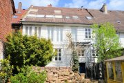 Dassel Fachwerkhaus mit mit ehemaligen Gewerberäumen im Erdgeschoss - nutzbar als 1-Familienwohnhaus Haus kaufen
