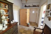 Holzminden Stark sanierungsbedürftiges Wohnhaus bzw. Grundstück mit Abrisshaus in guter Wohnlage Haus kaufen