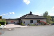 Eschershausen Wohnhaus mit 2 Wohneinheiten, Einliegerwohnung sowie Doppel- garage in 37632 Eschershausen! Haus kaufen