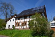 Golmbach Fachwerkhaus in landschaftlich reizvoller Dorfrandlage mit Sicht in die - Rühler-Schweiz - Haus kaufen