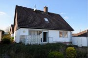 Boffzen 1-Familienwohnhaus mit Garage in bevorzugter Wohnlage Haus kaufen