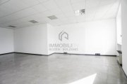 Bozen Kleines Büro in Bozen Süd zu verkaufen Gewerbe kaufen