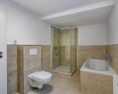 Düsseldorf Düsseldorf-Angermund: Neuwertiges, freistehendes Haus auf großem Grundstück Haus kaufen