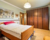 Ratingen Großzügiges Mehrfamilienhaus auf großem Grundstück in zentraler Lage Ratingen-Mitte Haus kaufen