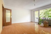 Ratingen Gut geschnittene 4-Zimmer-Wohnung mit zwei Balkonen und einer Garage in Ratingen-Mitte Wohnung kaufen