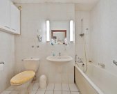 Ratingen 3-Zimmer-Eigentumswohnung mit Loggia inkl. Weitblick und Stellplatz in Ratingen-West Wohnung kaufen