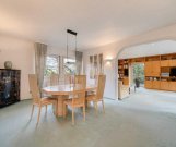 Ratingen Freistehendes Einfamilienhaus mit Doppelgarage und großzügiger Wohnfläche in Ratingen-Homberg Haus kaufen