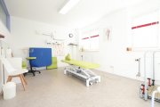 Mönchengladbach Renditestark & Solide: Attraktives Anlageobjekt aus dem Jahr 1989! Gewerbe kaufen