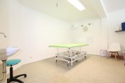 Mönchengladbach Renditestark & Solide: Attraktives Anlageobjekt aus dem Jahr 1989! Gewerbe kaufen