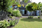 Mönchengladbach GEPFLEGTES REIHENECKHAUS … DURCHMODERNISIERT BIS UNTERS DACH … RAUM FÜR ZWEI GENERATIONEN Haus kaufen