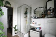 Mönchengladbach 6 % Rendite – mit Hebel auf 7 %: Kernsaniertes Dreifamilienhaus in MG-Holt Haus kaufen
