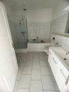 Mönchengladbach Renditestarkes Investment in 1A-Lage: 14 Wohnungen, 4 Gewerbeeinheiten, Stellplätze & Garagen Gewerbe kaufen