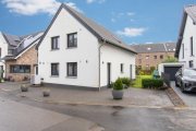 Grevenbroich Wohnen in idyllischer Dorflage: Energieeffizienzhaus aus 2019 mit gehobener Ausstattung Haus kaufen